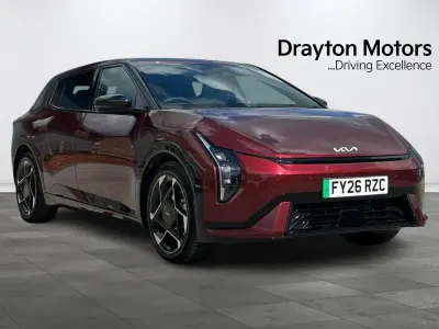 Nouvelle Kia EV4 GT-Line 150 kW (204 ch) 2026 Rouge Citadine