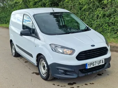 Begagnad Ford Transit 74 HK (54 kW) 2017 Vit Van