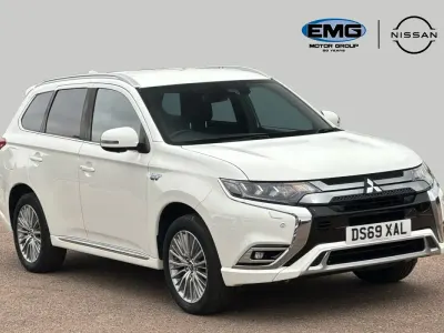 Used Mitsubishi Outlander 224 HP (164 kW) 2020 White SUV