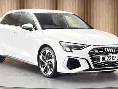 Used Audi S3 Sportback Comfort 310 HP (228 kW) 2022 Ibis white/ibis white Hatchback