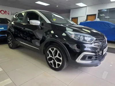 Used Renault Captur Dynamique 2017 Black/silver SUV