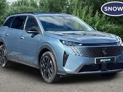 Used Peugeot 5008 Allure 136 HP (100 kW) 2025 Estate