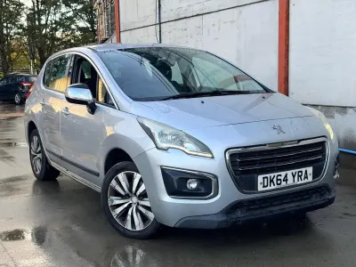 Usado Peugeot 3008 Active 2014 Plateado Familiar
