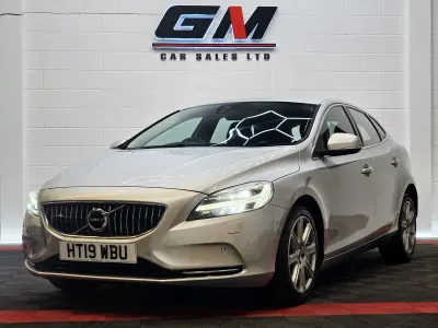 Used Volvo V40 Inscription 2019 Silver Hatchback