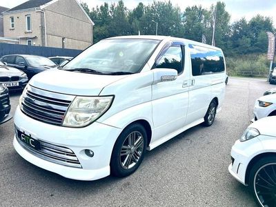 White Used 2005 Nissan Elgrand MPV | £7,999 (A bit pricey)