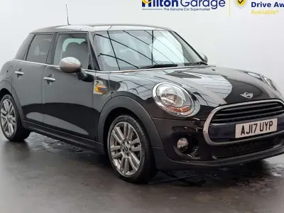 Used Mini Cooper Hatch 136 HP (100 kW) 2017 Black Hatchback
