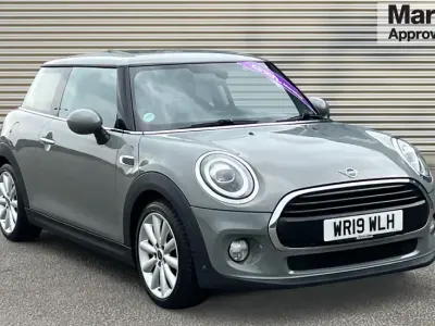 Używany Mini Cooper Classic 136 KM (100 kW) 2019 Szary Hatchback