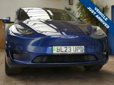 Used Tesla Model Y RWD 254 kW (346 HP) 2023 Blue SUV