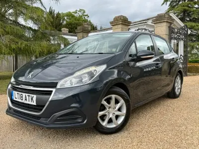 Second-hand Peugeot 208 Active 82 CP (60 kW) 2018 Gri Hatchback