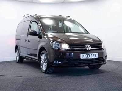 Used VW Caddy Maxi Life Life 102 HP (75 kW) 2019 Mauve/purple MPV