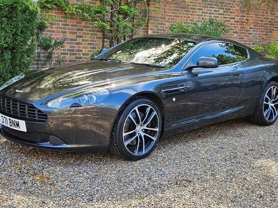Aston Martin DB9