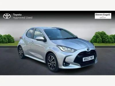 Used Toyota Yaris Hybrid Design 2023 Silver Hatchback