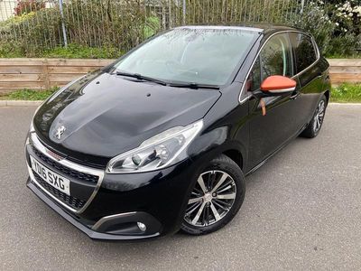 Used Peugeot 208 Roland Garros 100 HP (73 kW) 2016 Black Hatchback