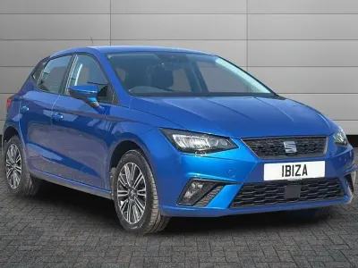 Used Seat Ibiza SE Technology 95 HP (69 kW) 2025 Blue Hatchback