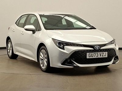 Used Toyota Corolla 140 HP (102 kW) 2023 White Hatchback