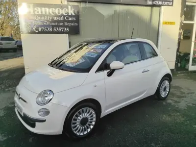 Used Fiat 500 Lounge 69 HP (50 kW) 2014 White Hatchback