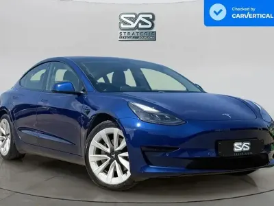 Used Tesla Model 3 Standard Range Plus 239 kW (325 HP) 2020 Sedan