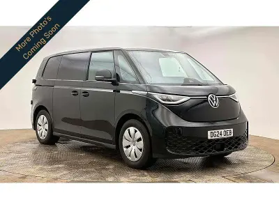 Begagnad VW ID. Buzz Pro 150 kW (204 HK) 2024 Svart Minibuss