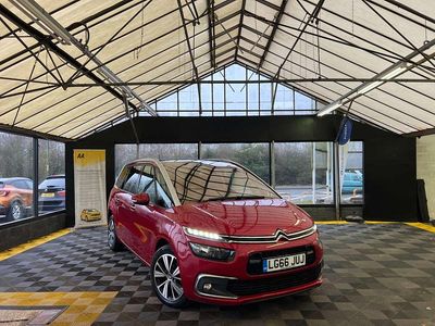 Used Citroën Grand C4 Picasso Flair 120 HP (88 kW) 2016 Red MPV