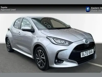 Used Toyota Yaris Design 113 HP (83 kW) 2022 Silver Hatchback