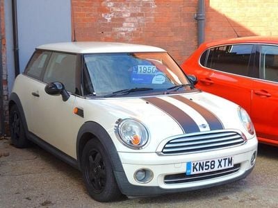 Used Mini ONE Hatch 95 HP (69 kW) 2008 White Hatchback