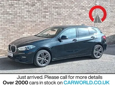 Used BMW 118 Sport Line 136 HP (100 kW) 2023 Black Hatchback