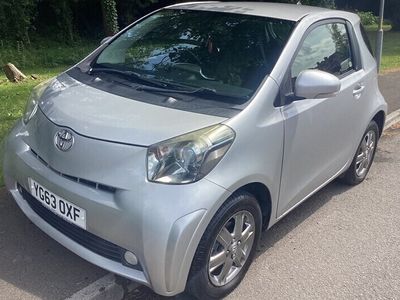 Toyota iQ