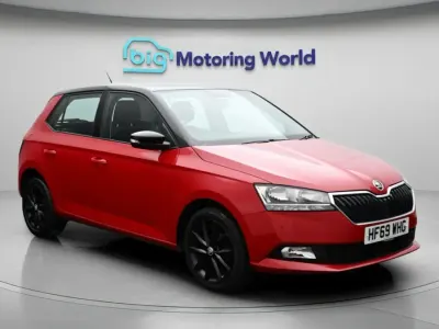 Begagnad Skoda Fabia Colour Edition 94 HK (69 kW) 2019 Röd Halvkombi