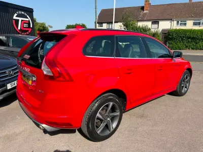 Used Volvo XC60 R-Design 2016 Red SUV