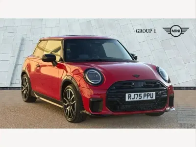 New Mini Cooper Sport 113 kW (154 HP) 2025 Red Hatchback
