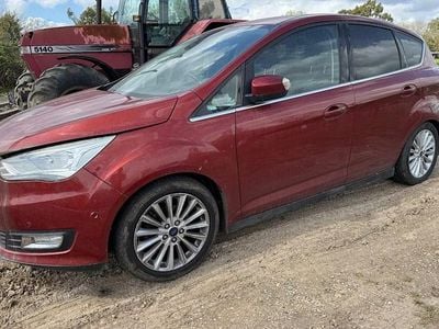 Used Ford C-MAX Titanium 120 HP (88 kW) 2015 Red MPV