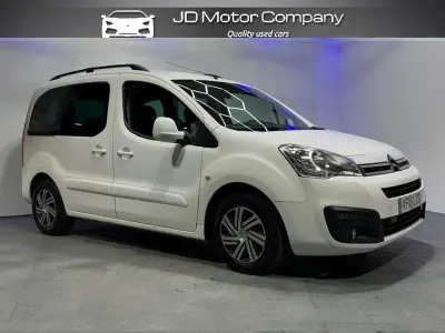 Używany Citroën Berlingo Feel 100 KM (73 kW) 2018 Biały Minivan