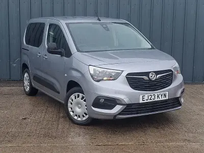 Used Vauxhall Combo Edition 102 HP (75 kW) 2023 Grey MPV