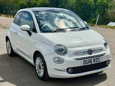 Used Fiat 500 Lounge 85 HP (62 kW) 2016 White Hatchback