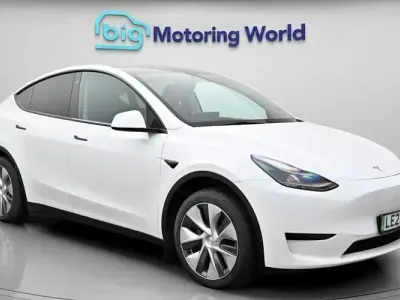 Used Tesla Model Y Standard Range 219 kW (299 HP) 2023 White SUV