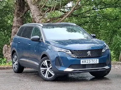 Used Peugeot 5008 GTi 131 HP (96 kW) 2023 Blue SUV