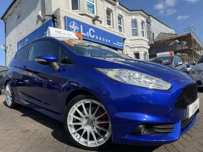 Used Ford Fiesta ST 182 HP (133 kW) 2014 Blue Hatchback