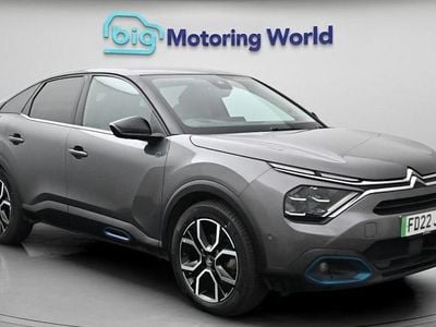 Begagnad Citroën e-C4 Shine 100 kW (136 HK) 2022 Grå Halvkombi