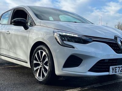 White Used 2022 Renault Clio V Evolution Hatchback | £12,962 (Fair price)