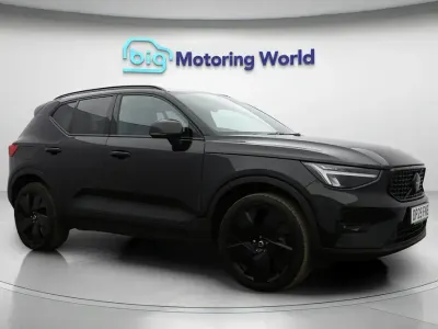 Used Volvo XC40 Plus 197 HP (144 kW) 2025 Black SUV