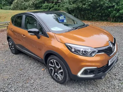 Used Renault Captur Iconic 2019 Orange SUV