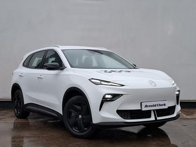 White New 2025 MG MG5 EV SE Estate | £22,998 (Fair price)