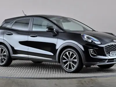 Używany Ford Puma Titanium 155 KM (114 kW) 2023 Czarny SUV