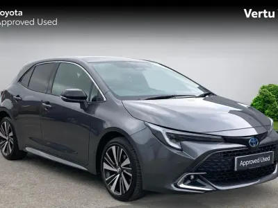 Used Toyota Corolla Design 140 HP (102 kW) 2025 Grey Hatchback