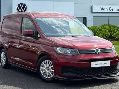 Usado VW Caddy 102 HP (75 kW) 2025 Vermelho Monovolume