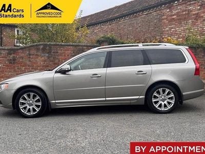 Gold Used 2009 Volvo V70 SE Lux Estate | £7,995