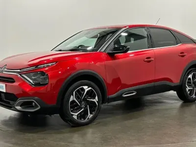 Begagnad Citroën C4 PureTech 130 HK (95 kW) 2022 Röd Halvkombi