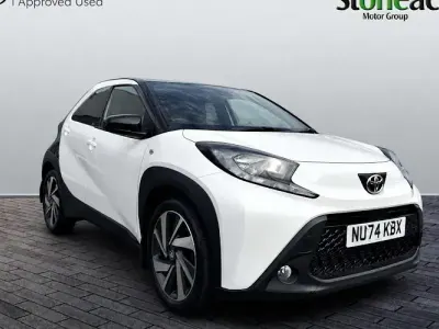 Used Toyota Aygo X 72 HP (52 kW) 2024 White SUV