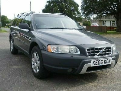 used Volvo XC70 2.4