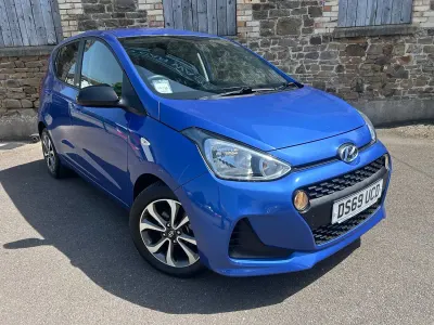 Used Hyundai i10 100 HP (73 kW) 2019 Blue Hatchback